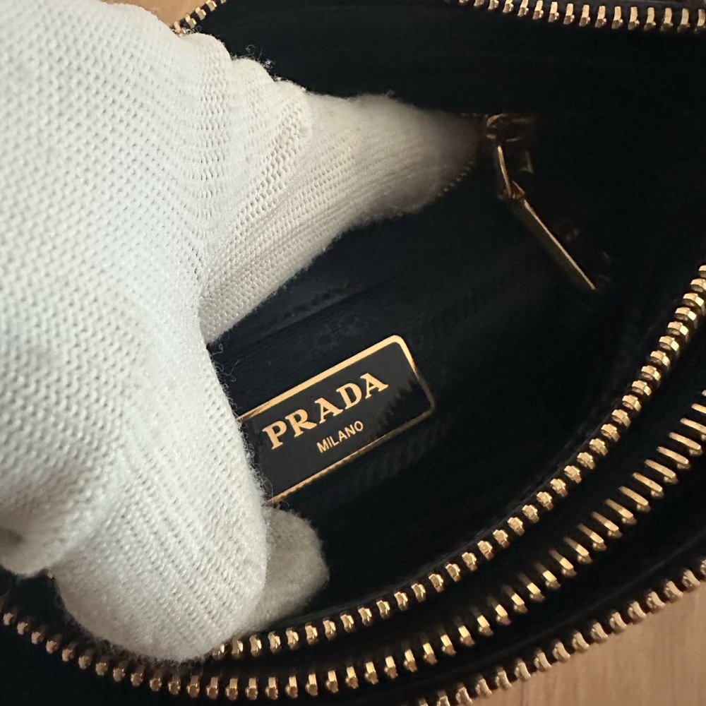Prada Tessuto Nylon Soft Calf Double Zip crossbody bag - Picture 9 of 16